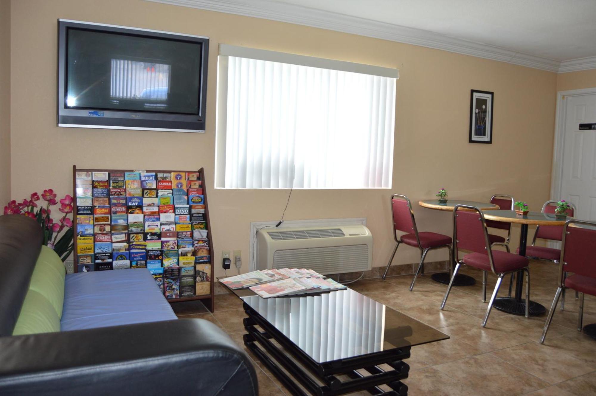 Americas Best Value Inn Gainesville Tx Bagian luar foto