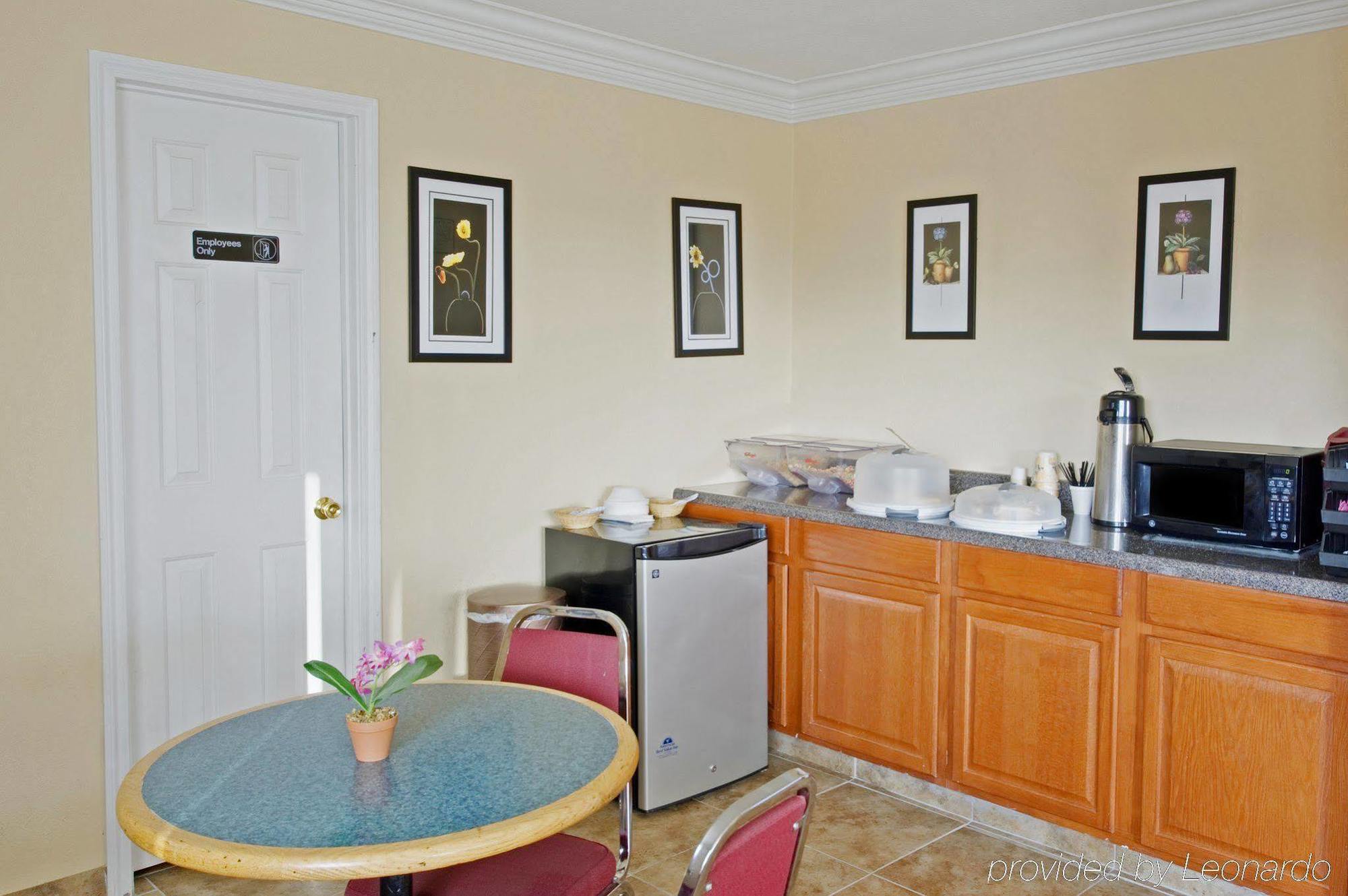 Americas Best Value Inn Gainesville Tx Restoran foto